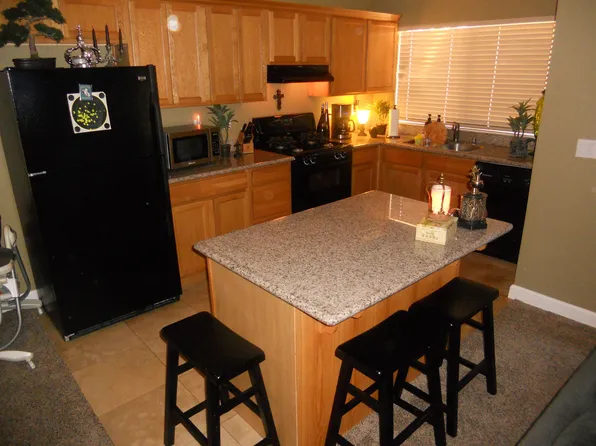 3064 Courtside Dr, Diamond Springs, CA 95619
