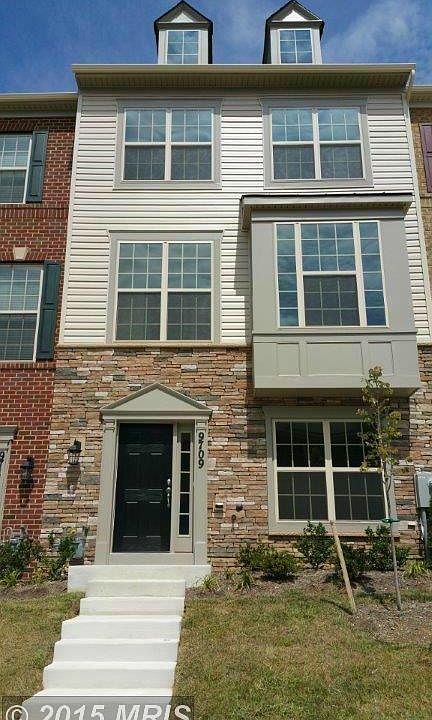 Welcome to 9709 Smithview Place built by DR Horton