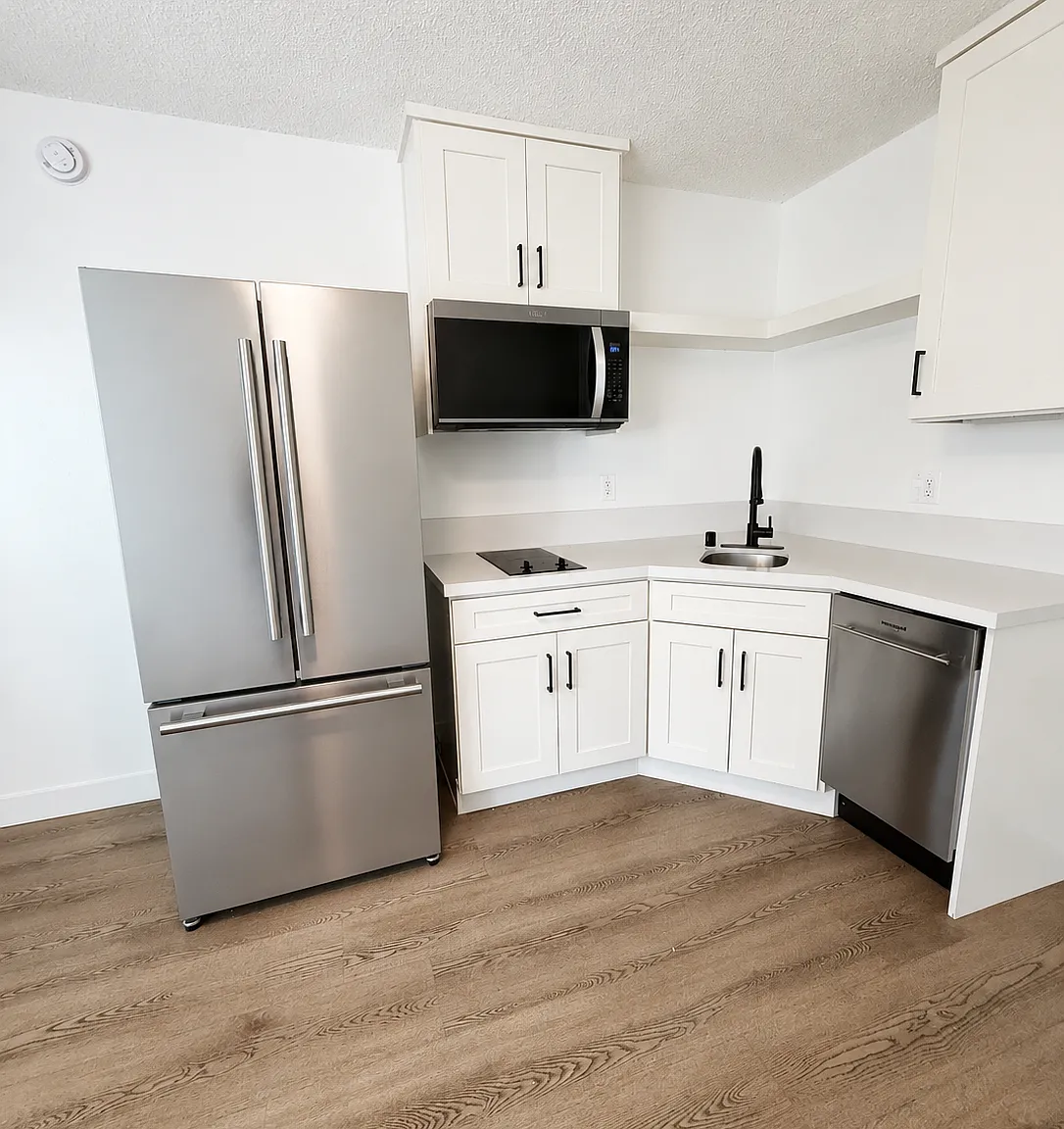 Studio, 450 sqft, $1,500 — Photo 2