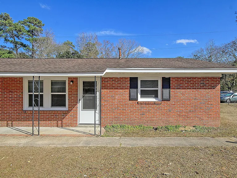 1552 Orange Grove Rd — Photo 1