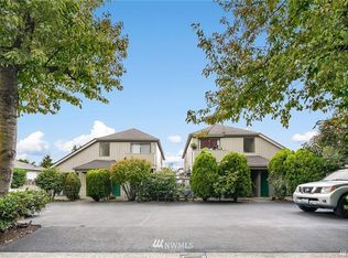 517 Burnett Ave S, Renton, WA 98057