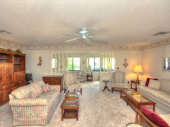 4th image of 1302 Leland Dr #9