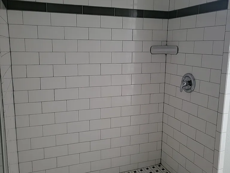108 7th St N #2 — Photo 7