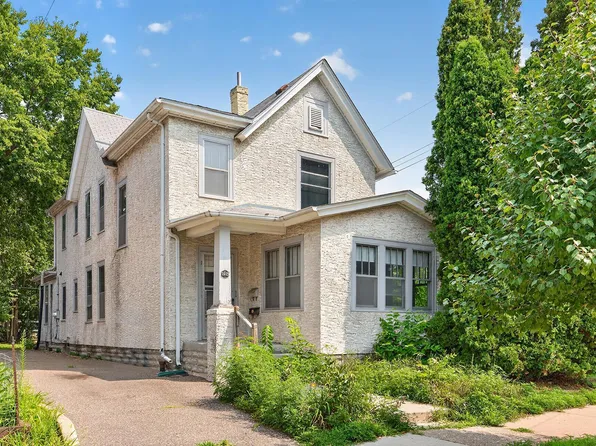 1015 20th Ave NE, Minneapolis, MN 55418