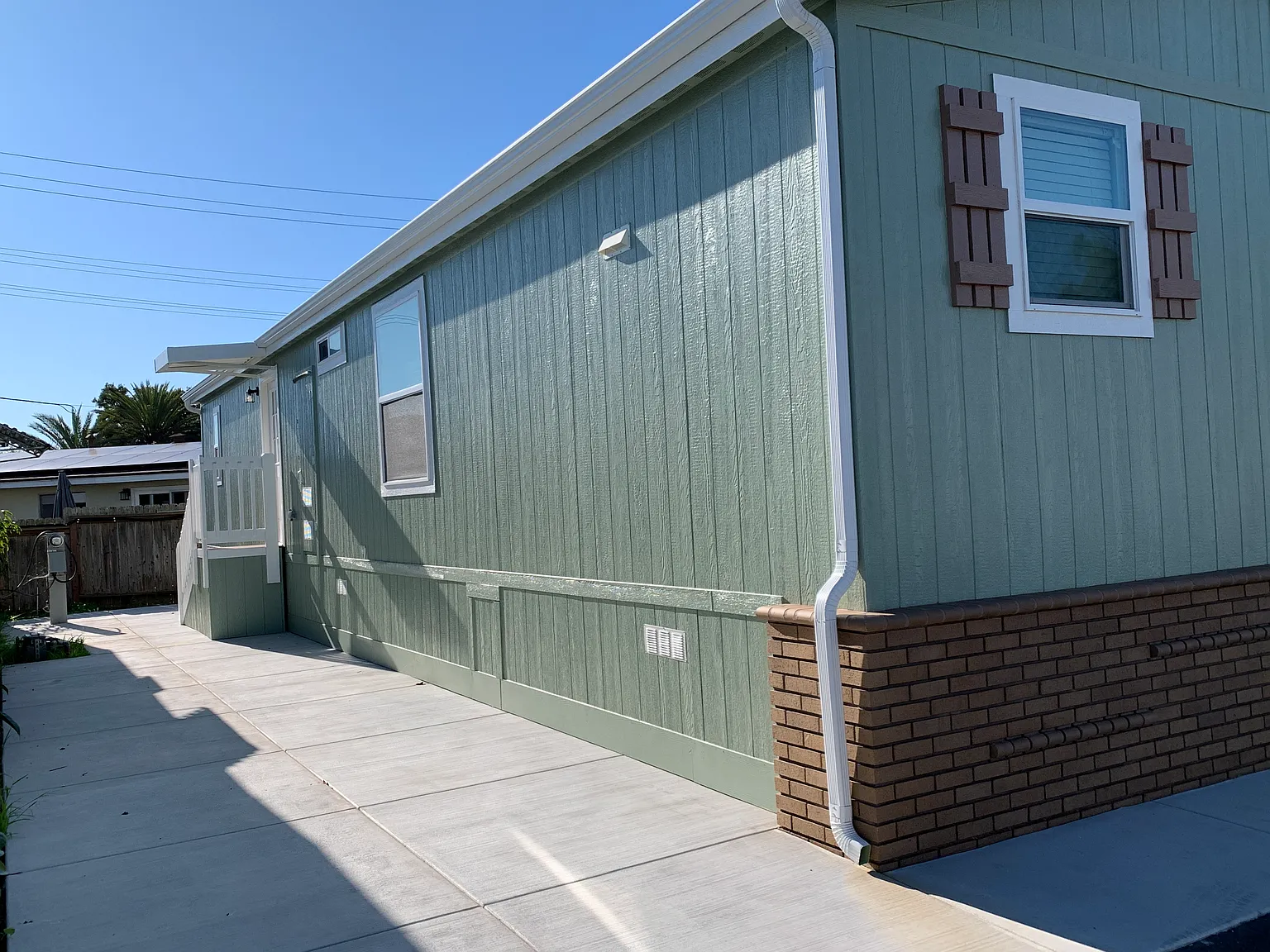 Flamingo Mobile Home Park — Photo 4