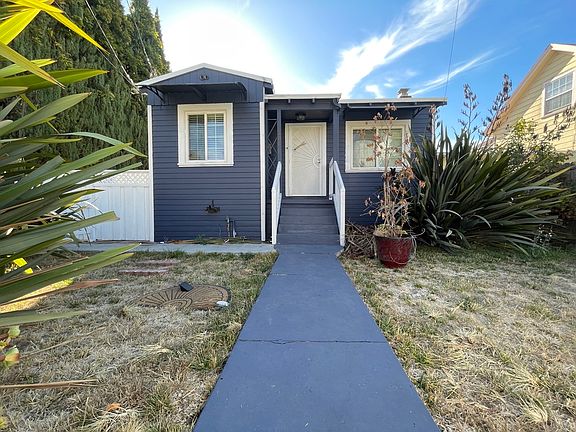 2nd image of 307 Estabrook St