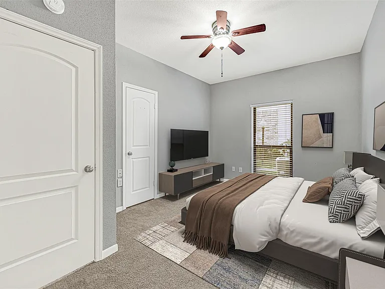 2425 Augusta Dr #29 — Photo 12