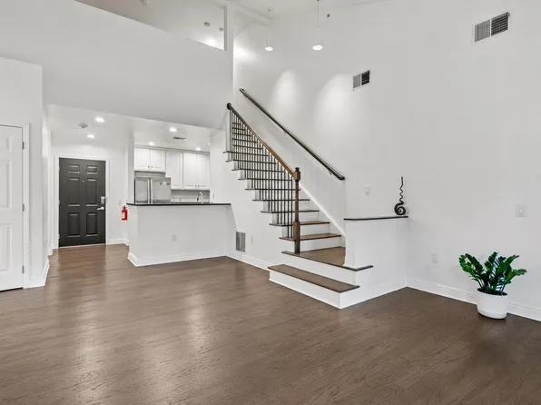 7400 River Rd APT 442, North Bergen, NJ 07047