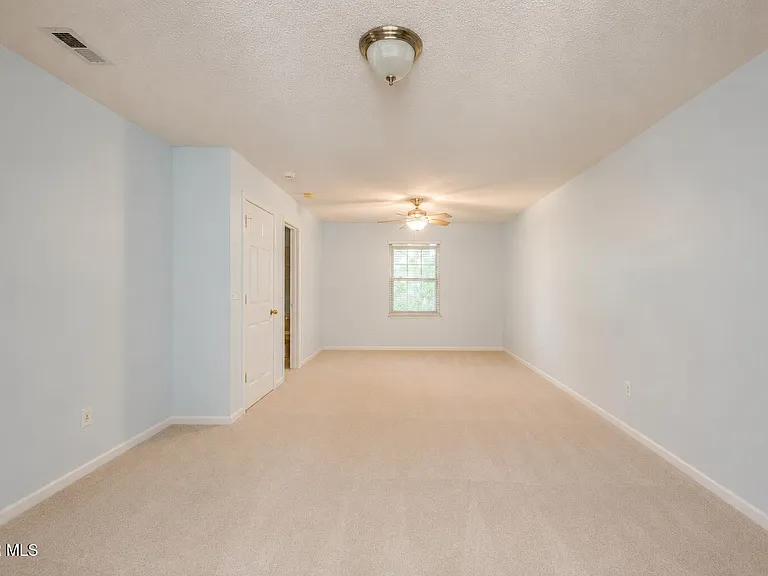 28 Cherokee Ridge Ct — Photo 17