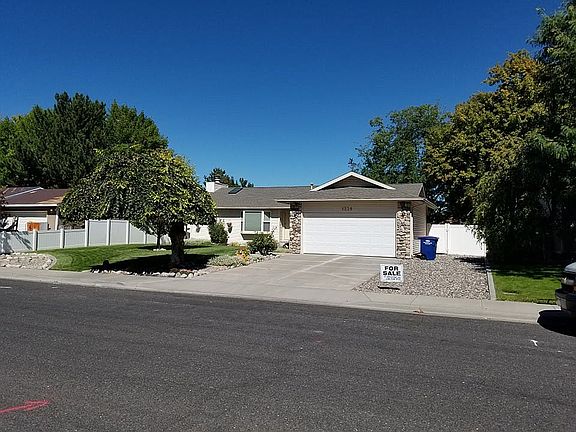 4th image of 1238 Park Meadows Dr