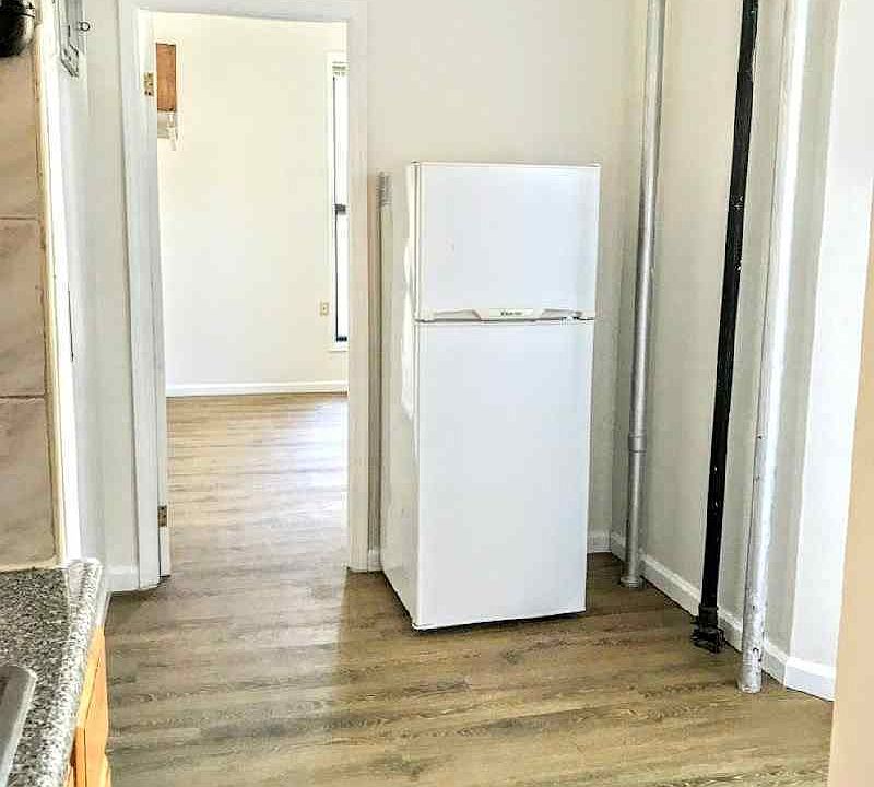2nd image of 44 Henry St APT 8