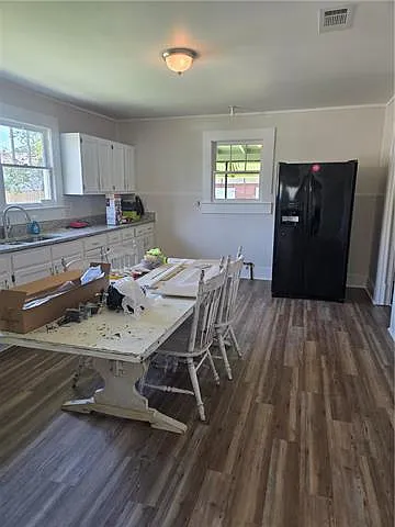 2130 Jefferson St — Photo 14