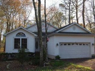 26 Gloucester Rd, Ocean Pines, MD 21811