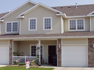 941 Red Hawk Way SE, Altoona, IA 50009