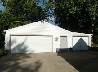 3311 N 205th St, Elkhorn, NE 68022