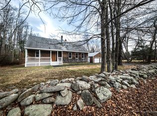 393 Blackstrap Rd, Falmouth, ME 04105