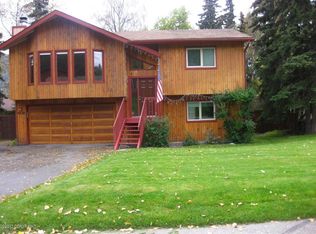 9630 Nulato Cir, Eagle River, AK 99577