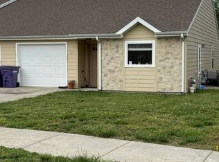 624 Grainfield St, Manhattan, KS 66502