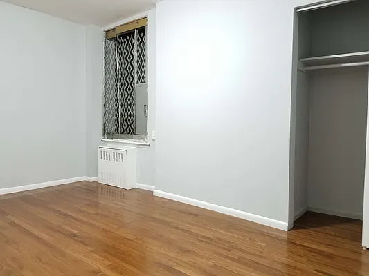 Rented by Bruma Realty LLC | media 16