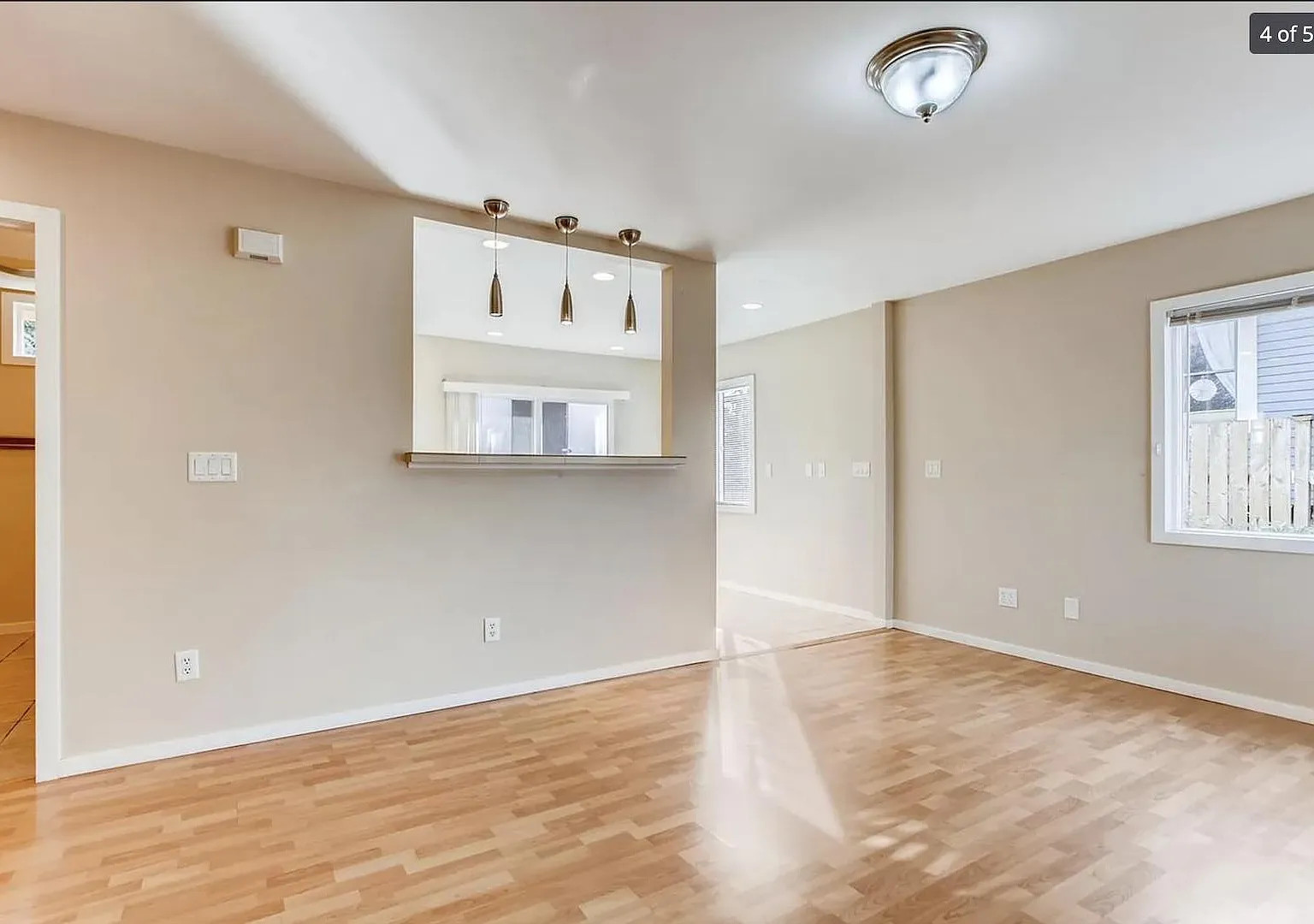 2 bed, 800 sqft, $2,200 — Photo 3