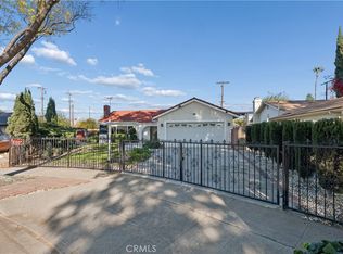 16103 Osborne St, North Hills, CA 91343