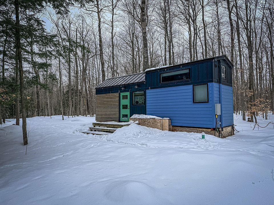 1st image of 123 Harvey Rd