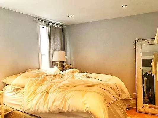 Rented by Friedman Roth Realty | media 17