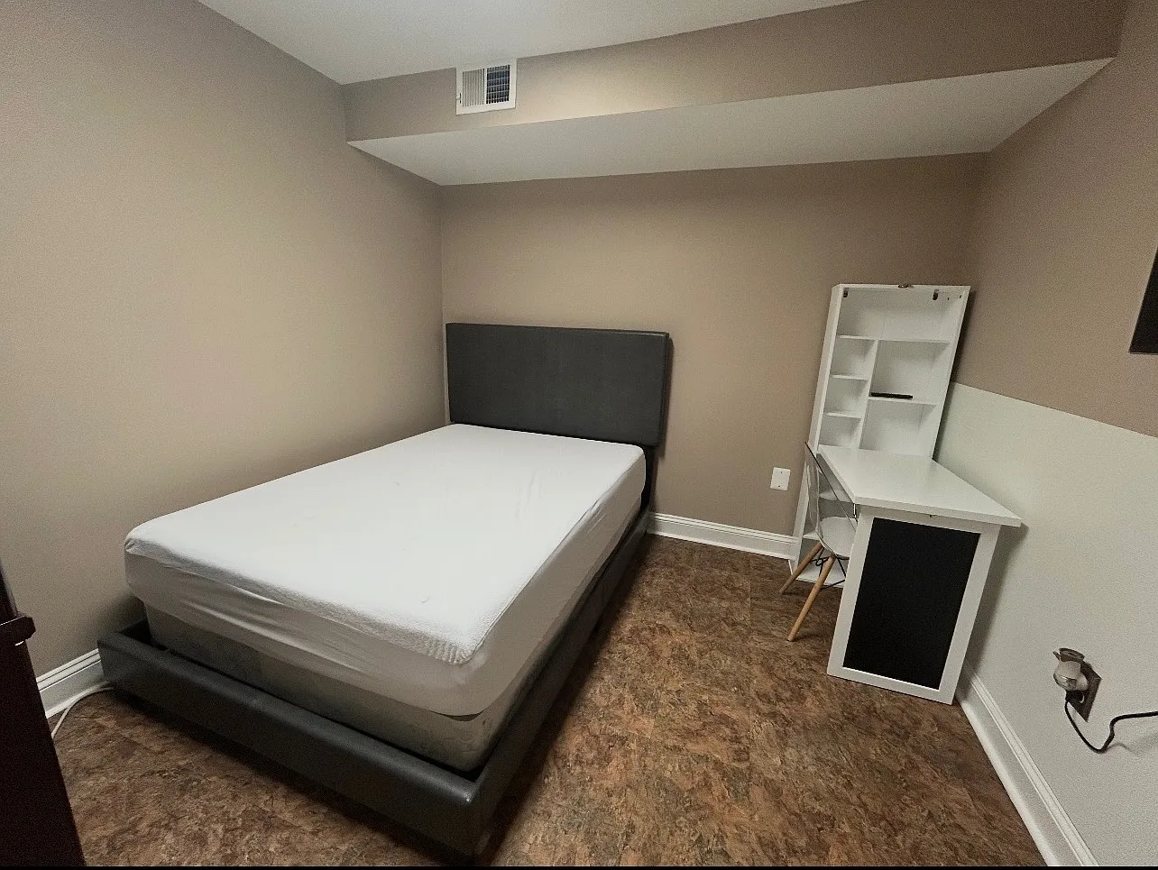 1 bed, 600 sqft, $2,800 — Photo 3