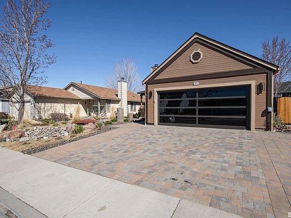 3rd image of 1658 Maple Creek Ln