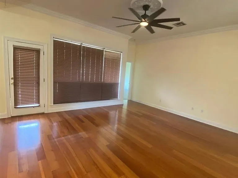 17025 Glenwood Springs Dr — Photo 2