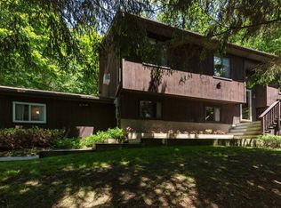 70 Old Sylvan Lake Rd, Hopewell Junction, NY 12533