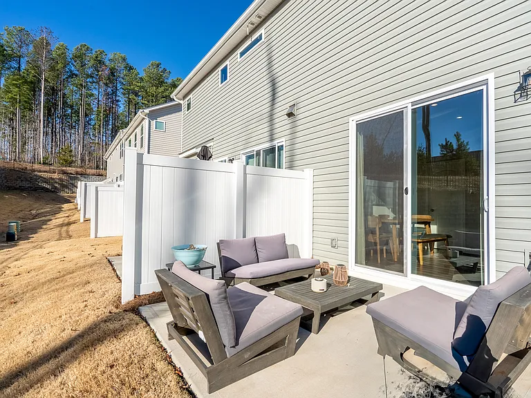 2418 Heathcliff Trl — Photo 28