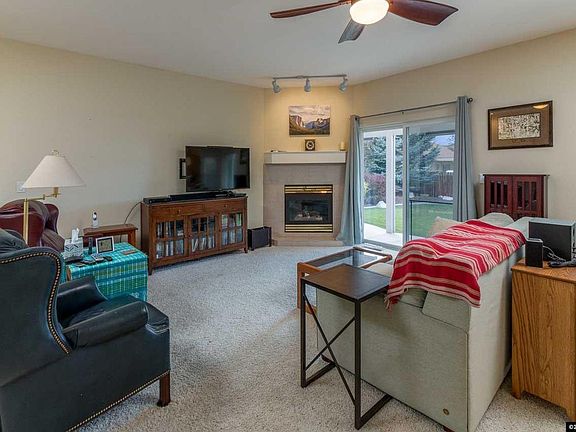 3rd image of 2874 San Juan Cir