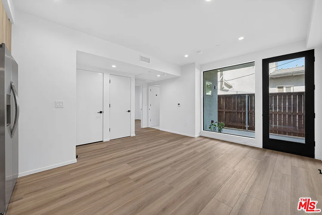 1 bed, 1.0 bath, 600 sqft, $2,999 — Photo 4