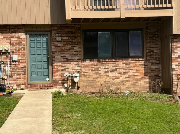 2421 Brook Ledge Rd, Bridgeville, PA 15017