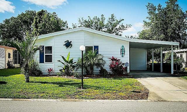 1st image of 14 Falls Way Dr