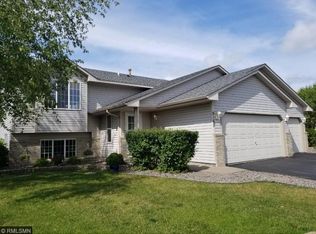 9165 Country Ave, Monticello, MN 55362