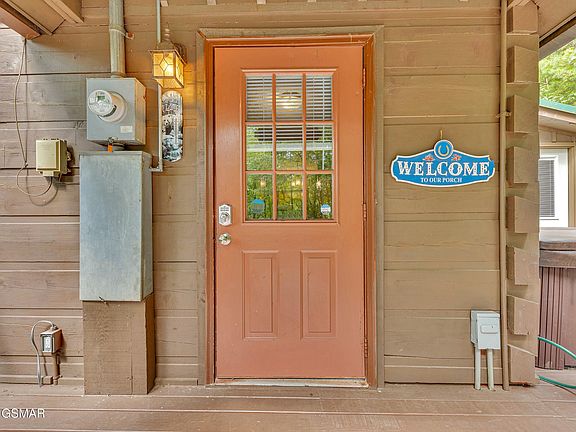 5th image of 2947 Patty View Way
