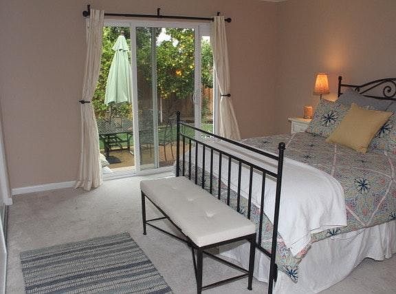 3rd image of 210 Penn Way