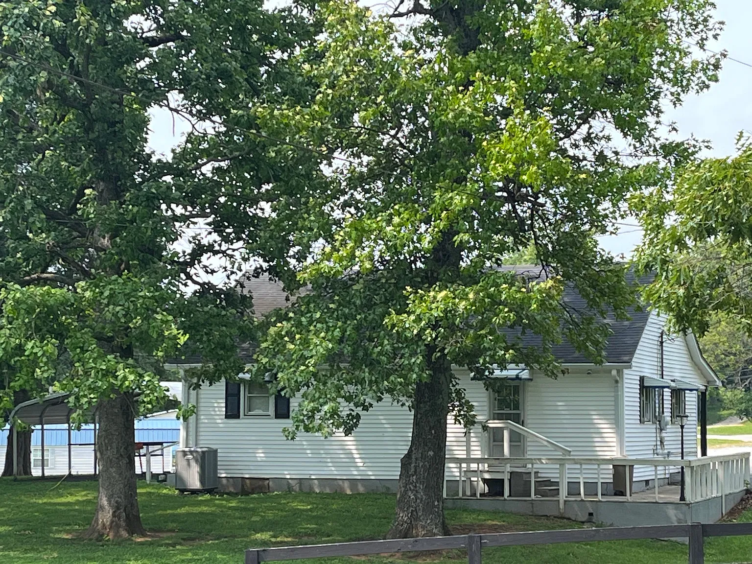 2 bed, 1200 sqft, $1,300 — Photo 2
