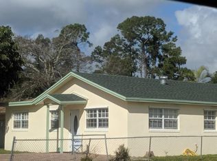 5961 Mango Rd, West Palm Beach, FL 33413