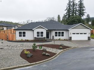 1667 Scardi Blvd, Sutherlin, OR 97479