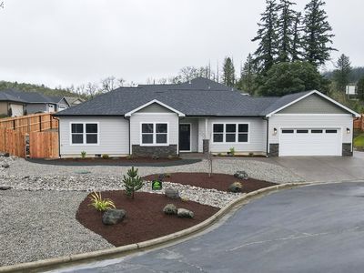 1667 Scardi Blvd, Sutherlin, OR, 97479