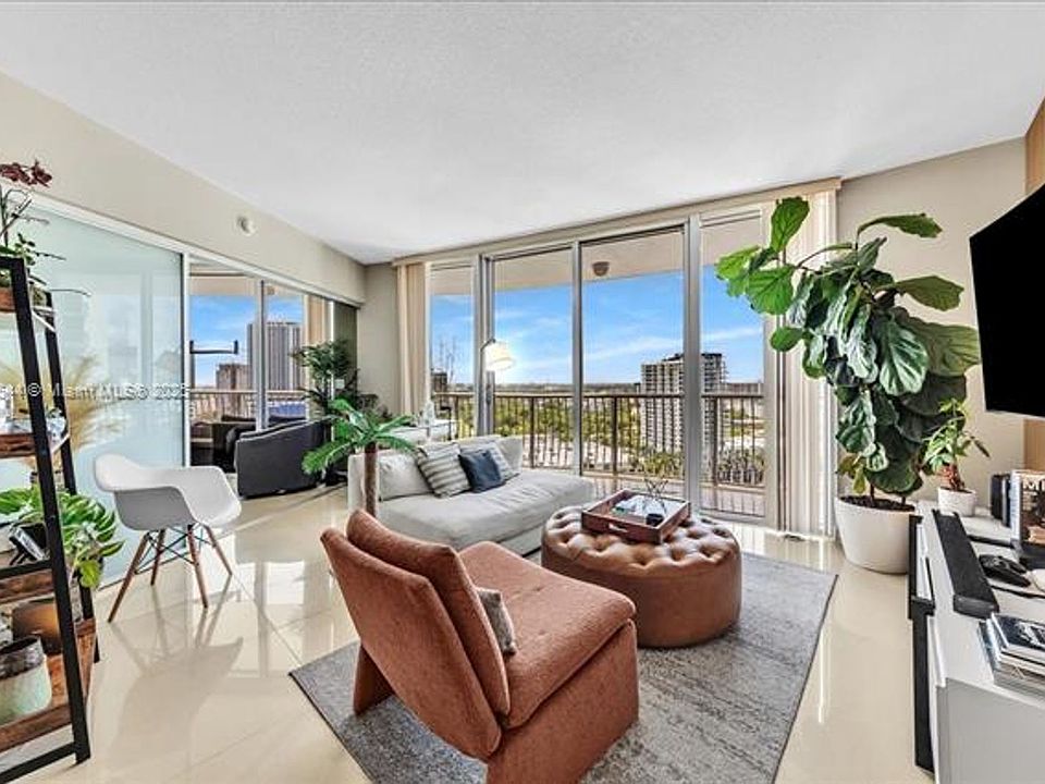 1st image of 1750 N Bayshore Dr APT 2015