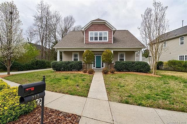 1st image of 212 Juanita Dr