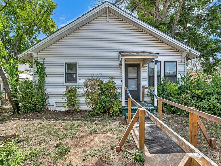 1825 Cumberland Ave — Photo 28
