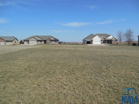 4th image of LOT Lot 13