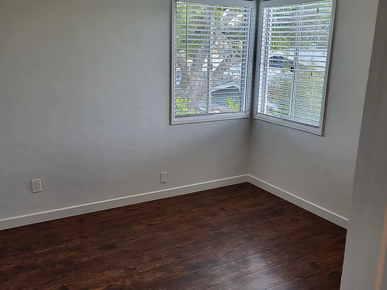 4119 Falcon St — Photo 9