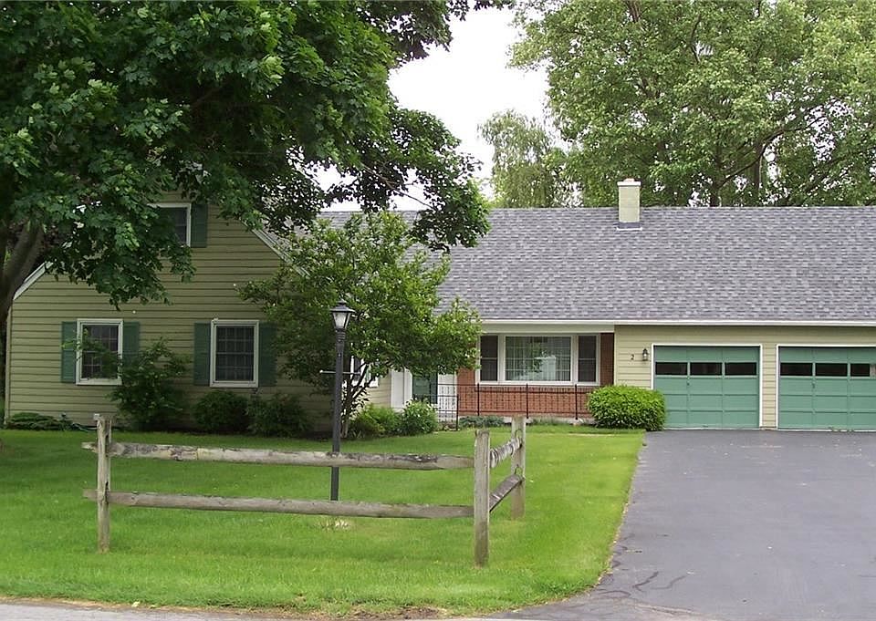 1st image of 2 Creekside Dr