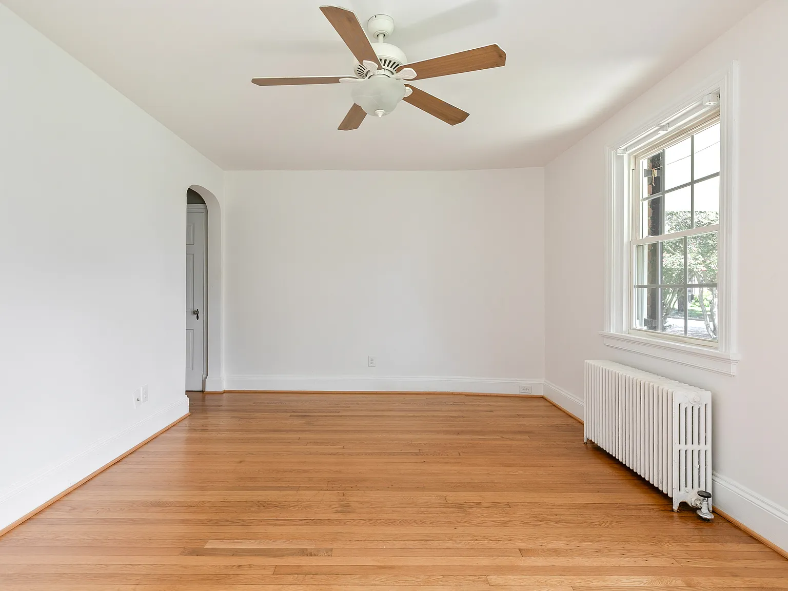 2 bed, 900 sqft, $1,795 — Photo 4